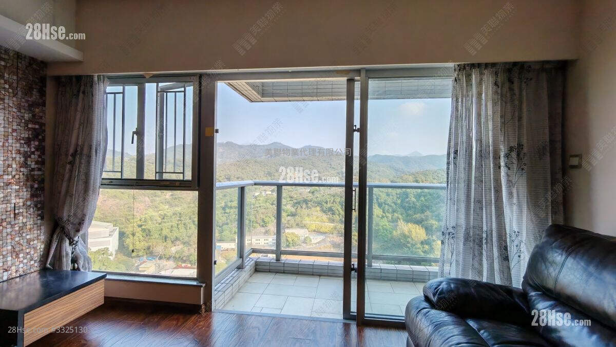 Caldecott Hill Sell 3 Bedrooms , 2 Bathrooms 955 ft² ( 88.7 m² )