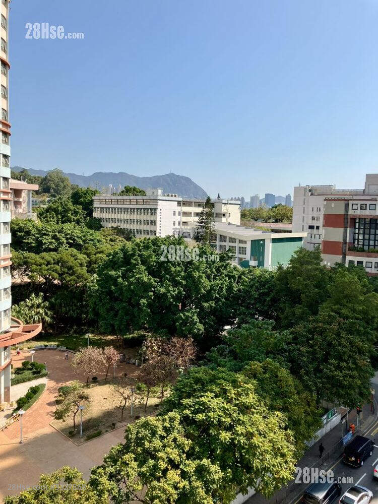 Tin Fung House Sell 2 Bedrooms , 1 Bathroom 269 ft² ( 25.0 m² )