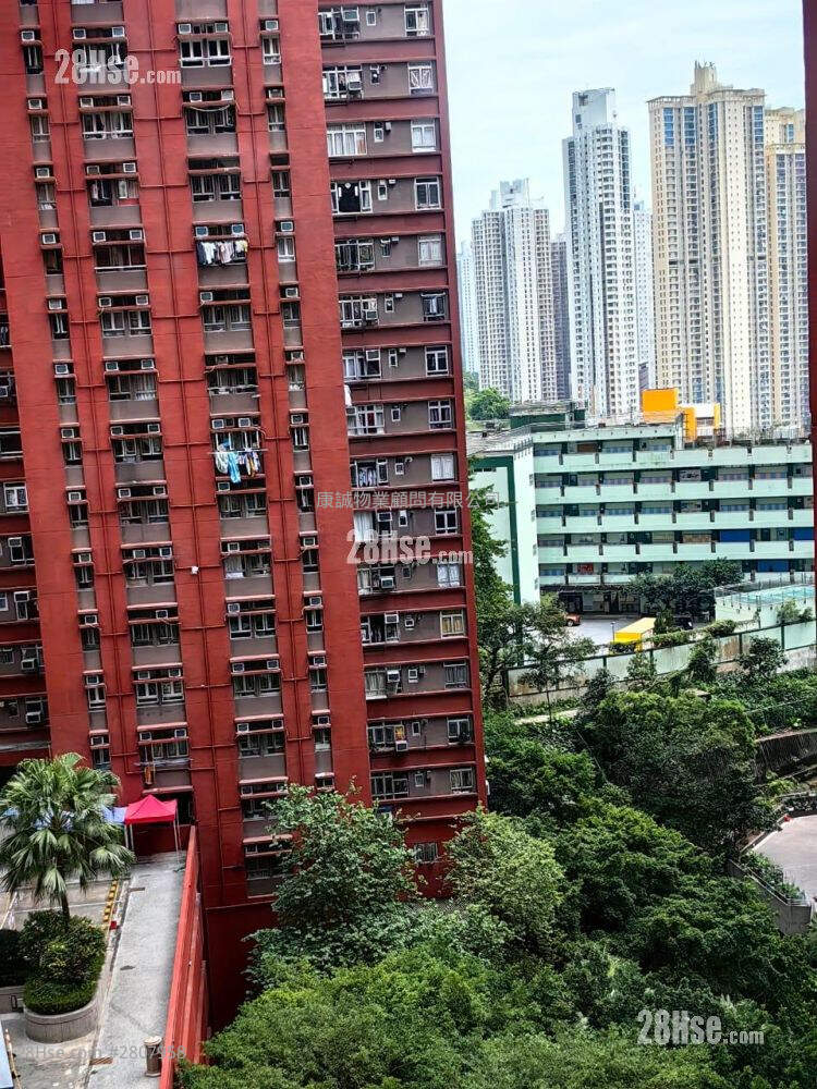 Hong Tin Court Rental 3 Bedrooms , 1 Bathroom 550 ft² ( 51.1 m² )