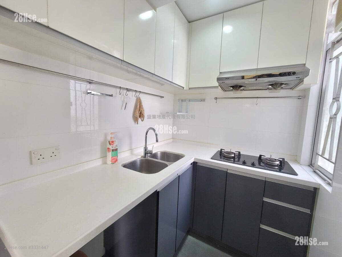 Tsuen King Garden Rental 2 Bedrooms , 1 Bathroom 362 ft² ( 33.6 m² )