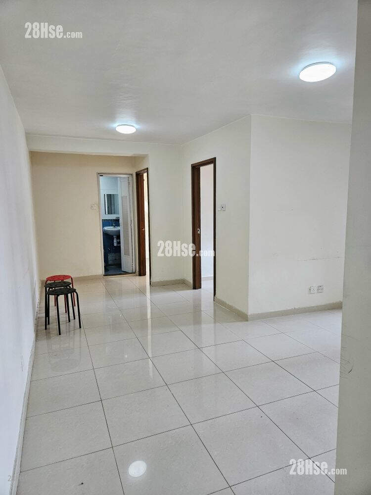 Siu Hong Court Rental 2 Bedrooms , 1 Bathroom 483 ft² ( 44.9 m² )