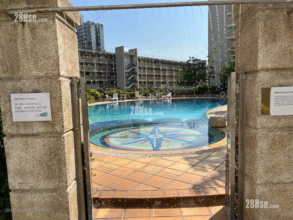 Pokfulam Terrace Rental 3 Bedrooms , 2 Bathrooms 676 ft² ( 62.8 m² )