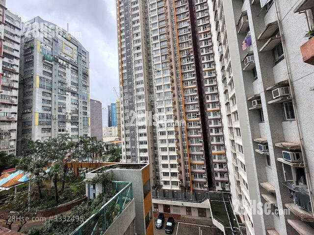 Hang Tsui Court Sell 2 Bedrooms 407 ft² ( 37.8 m² )