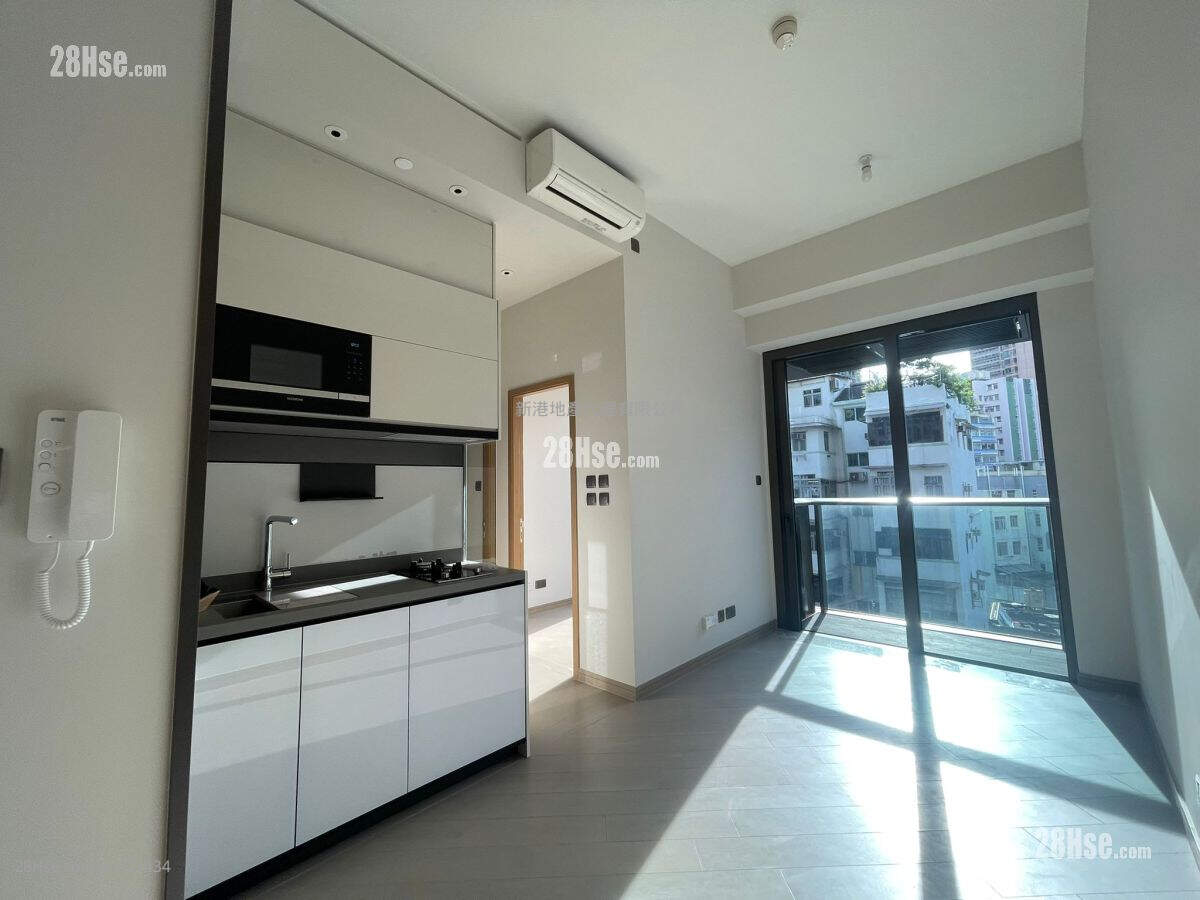 The Vantage Sell 2 Bedrooms , 1 Bathroom 381 ft² ( 35.4 m² )