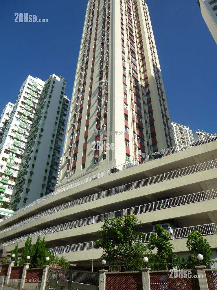 Louisa Tower Sell 3 Bedrooms , 1 Bathroom 615 ft² ( 57.1 m² )