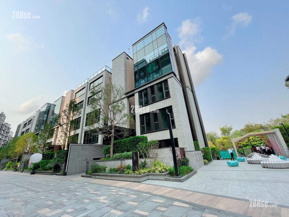 Wetland Seasons Park Rental 5+ Bedrooms , 3 Bathrooms 767 ft² ( 71.3 m² )