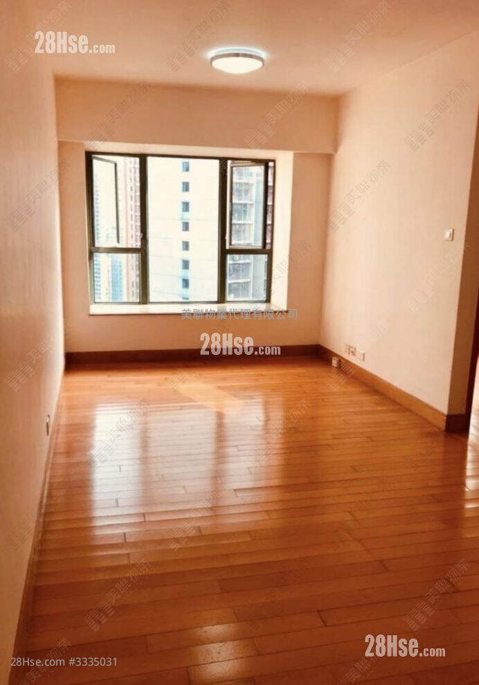 Park Avenue Rental 2 Bedrooms , 1 Bathroom 466 ft² ( 43.3 m² )