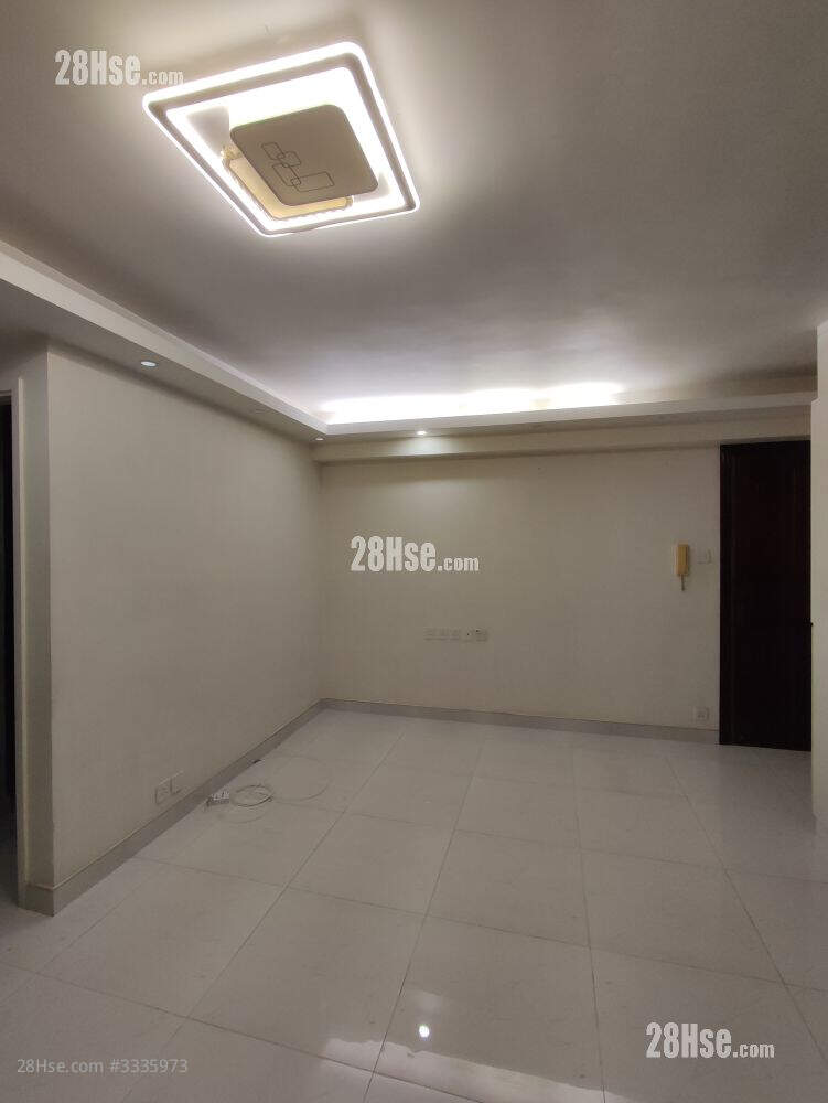 Ching Lai Court Rental 2 Bedrooms , 1 Bathroom 411 ft² ( 38.2 m² )