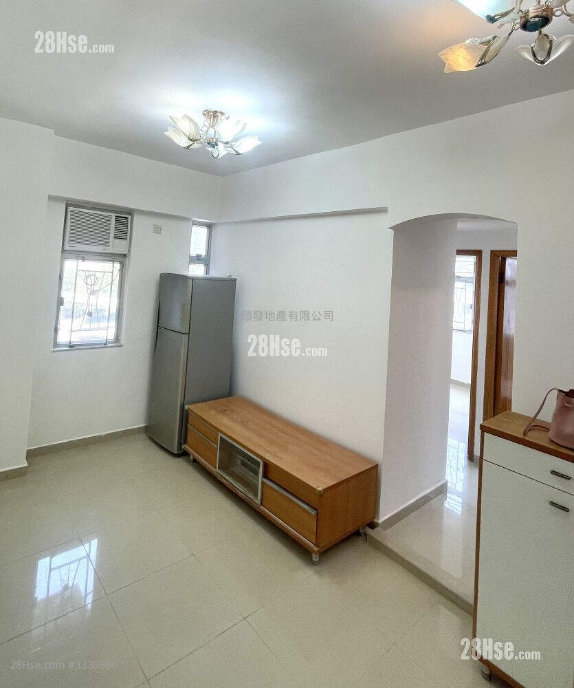 Tak Cheong Building Rental 2 Bedrooms , 1 Bathroom 372 ft² ( 34.6 m² )