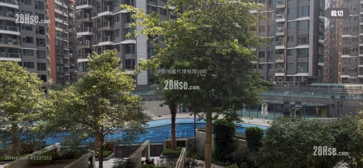 Solaria Sell 2 Bedrooms 527 ft² ( 49.0 m² )