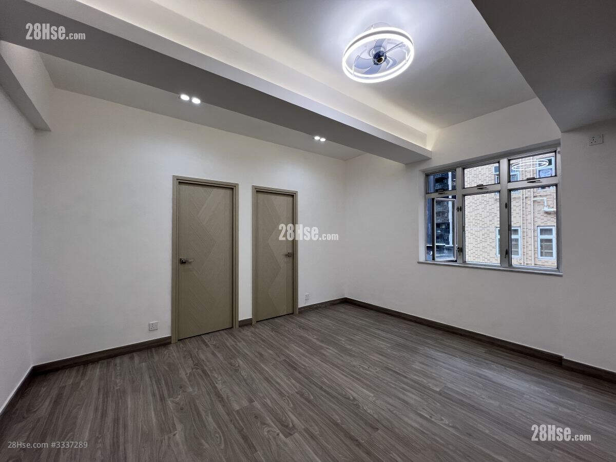 Yue Lee Building  Rental 2 Bedrooms , 1 Bathroom 444 ft² ( 41.2 m² )