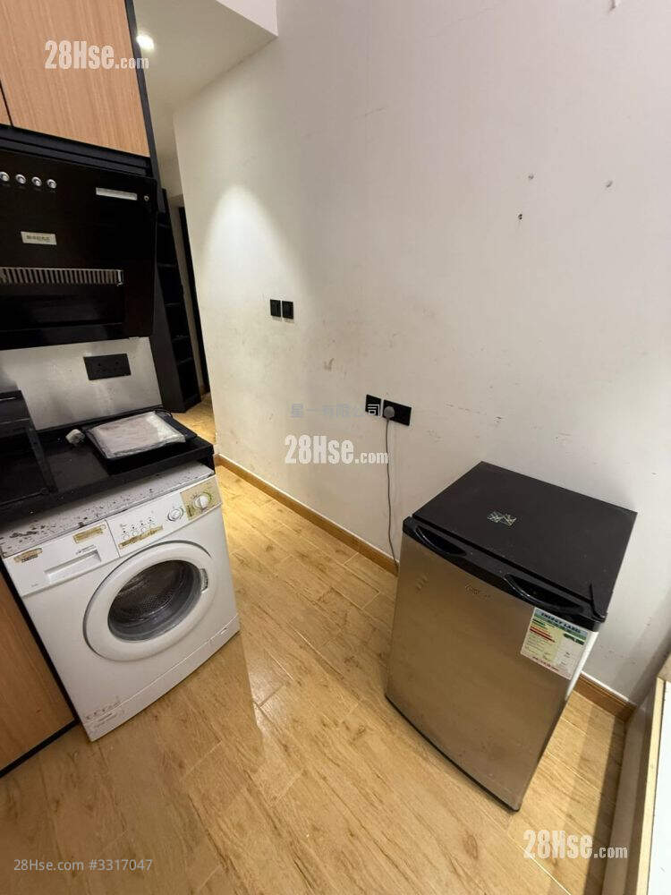 Percival House Rental Studio , 1 Bathroom 135 ft² ( 12.5 m² )