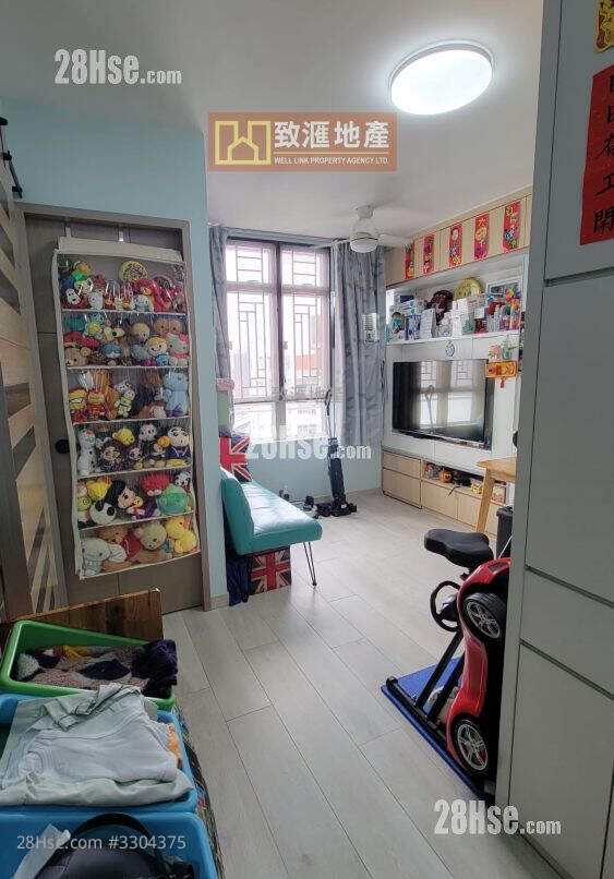 Hoi Lok Court Sell 2 Bedrooms 391 ft² ( 36.3 m² )