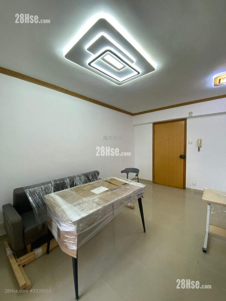 Po Nga Court Rental 2 Bedrooms , 1 Bathroom 381 ft² ( 35.4 m² )