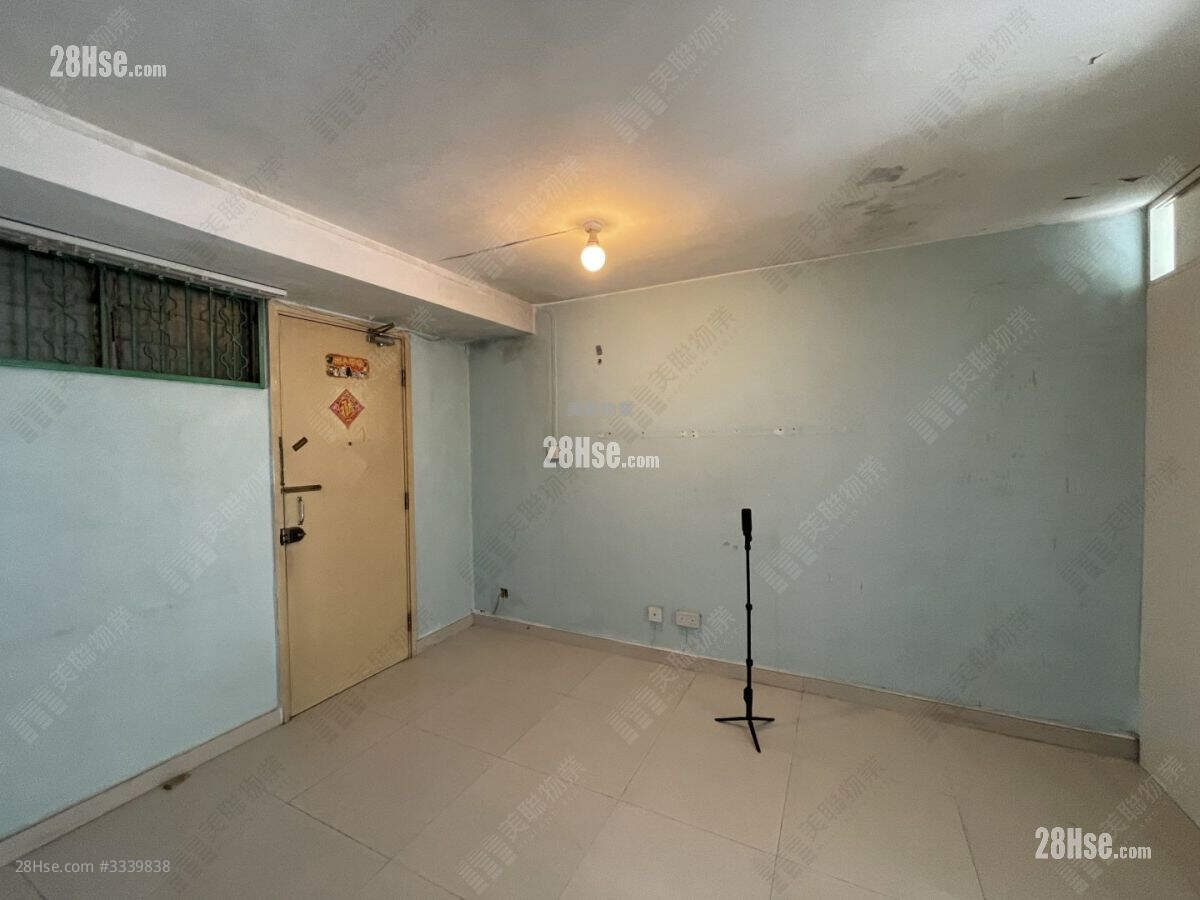 Tin Ping Estate Sell 366 ft² ( 34.0 m² )