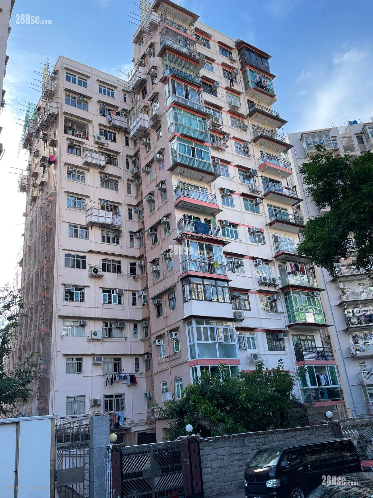 Sze Hing Building Sell 2 Bedrooms , 1 Bathroom 610 ft² ( 56.7 m² )