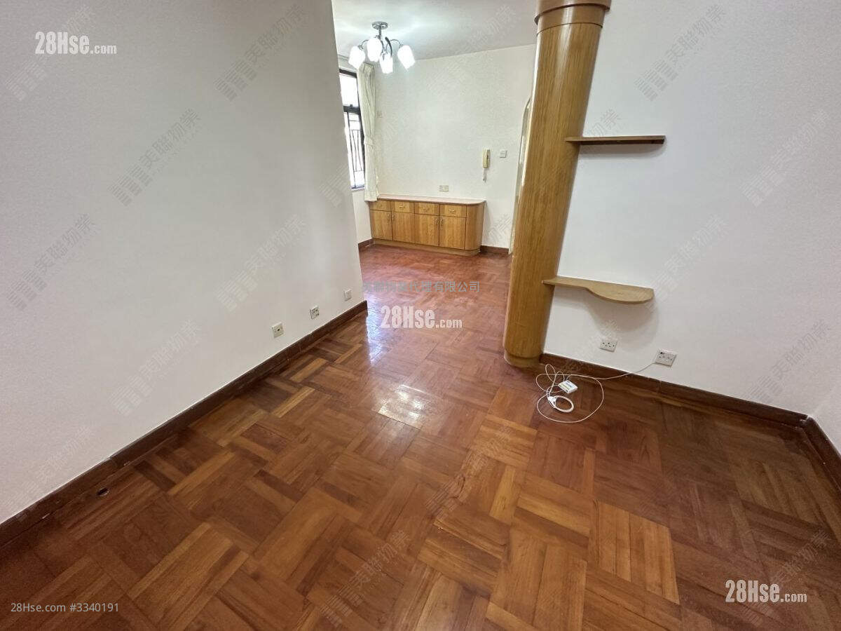 Luk Yeung Sun Chuen Rental 3 Bedrooms , 1 Bathroom 582 ft² ( 54.1 m² )