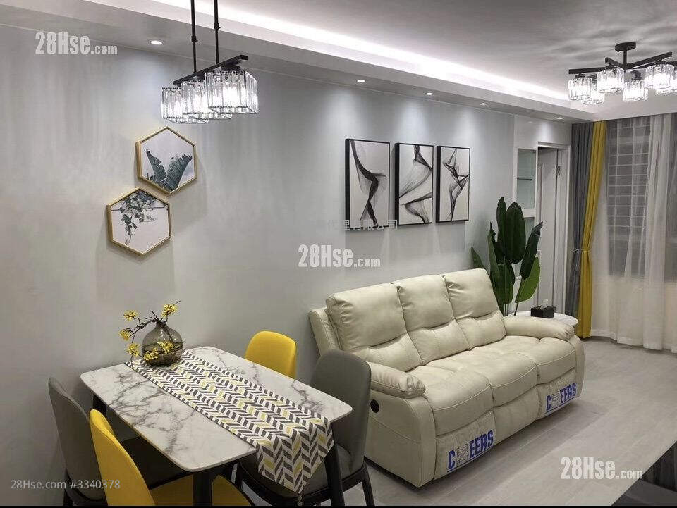 Kwun Tak Court Sell 2 Bedrooms 468 ft² ( 43.5 m² )