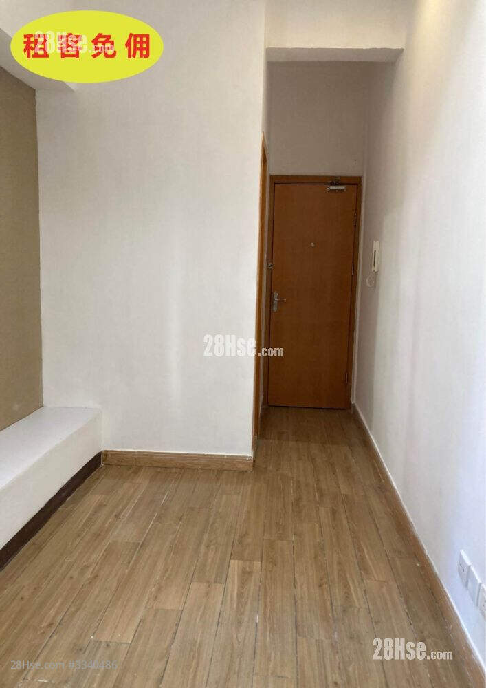 925-947 Canton Road Rental Studio , 1 Bathroom 152 ft² ( 14.1 m² )