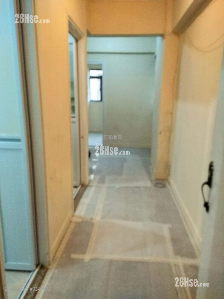 Wing Lung Building Rental 2 Bedrooms , 1 Bathroom 388 ft² ( 36.0 m² )