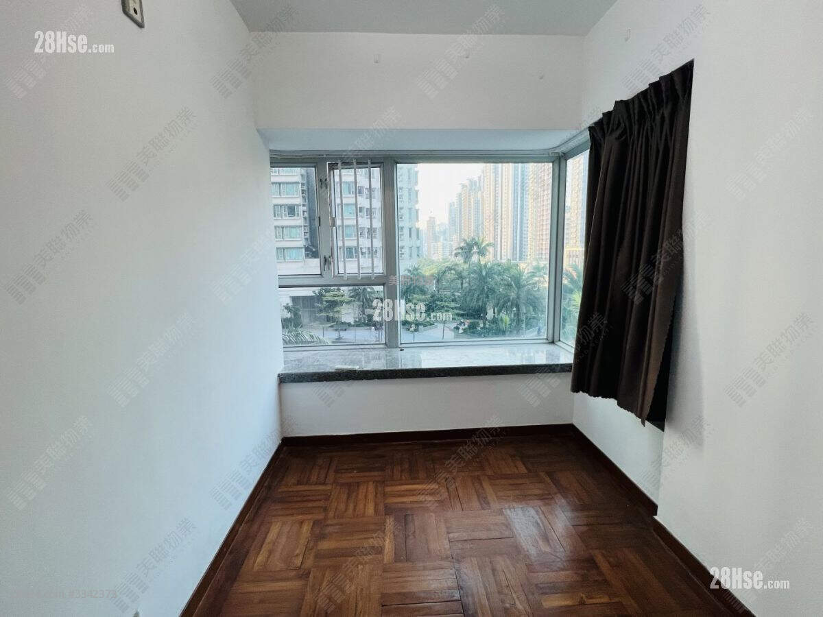 Metro Harbour View Sell 3 Bedrooms 484 ft² ( 45.0 m² )