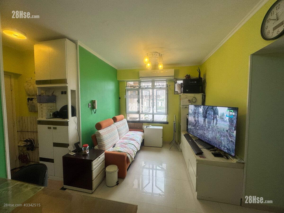 Sunshine City Sell 3 Bedrooms , 2 Bathrooms 568 ft² ( 52.8 m² )