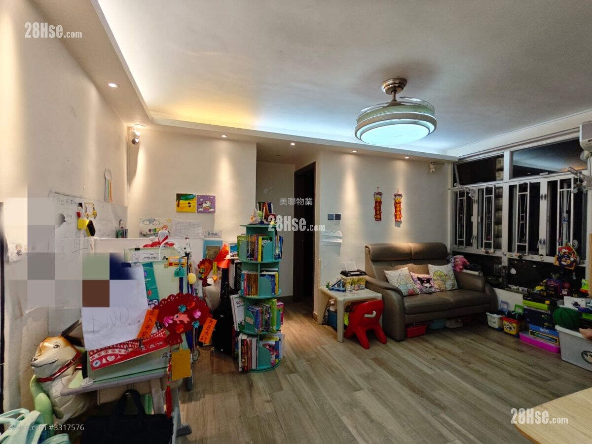 Yue Shing Court Rental 2 Bedrooms , 1 Bathroom 492 ft² ( 45.7 m² )