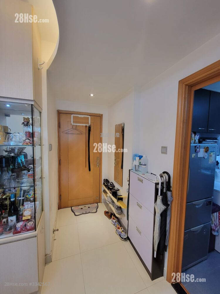 Ho Shun Lee Building Sell 2 Bedrooms , 1 Bathroom 309 ft² ( 28.7 m² )