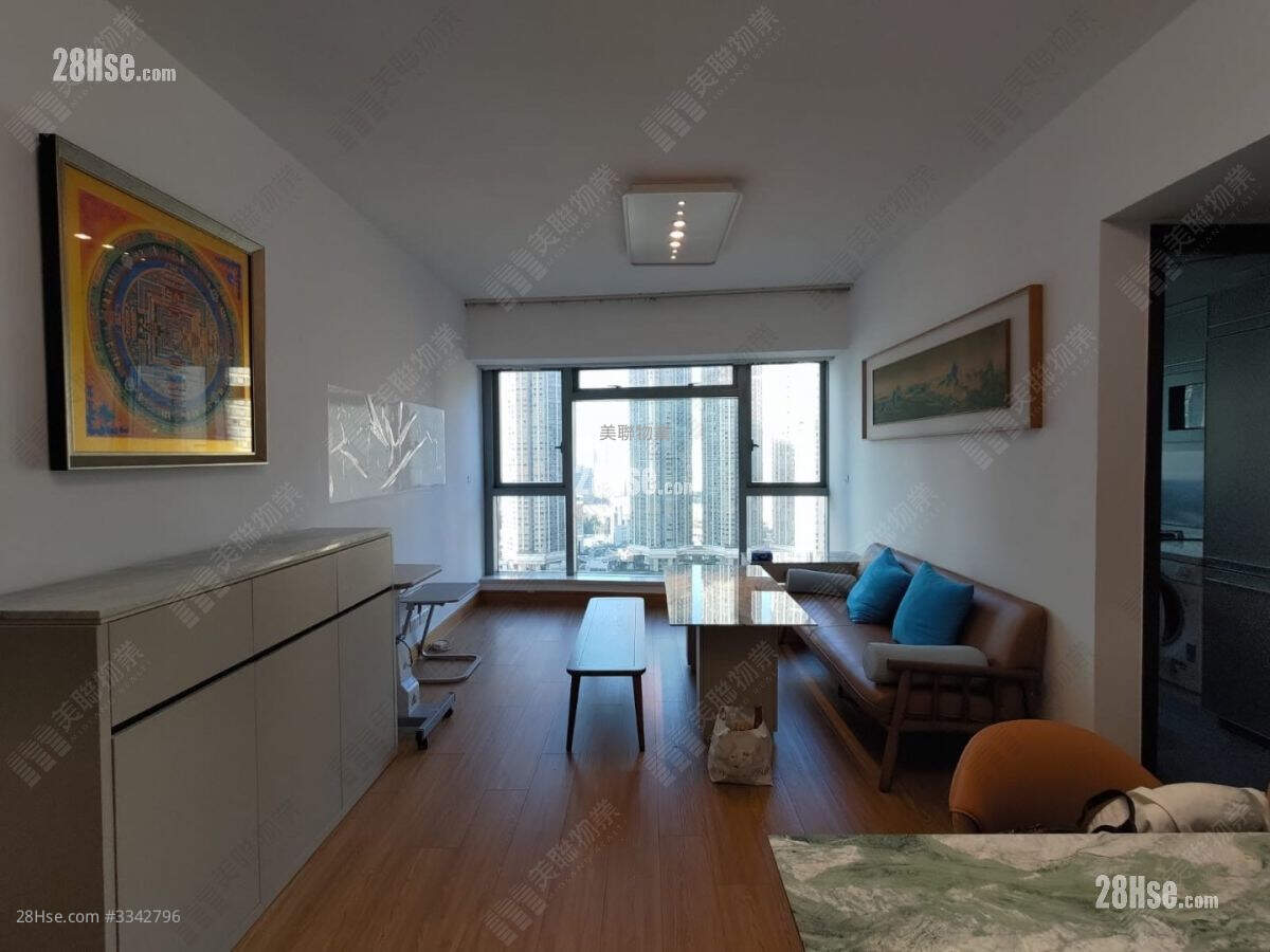 The Harbourside Rental 743 ft² ( 69.0 m² )