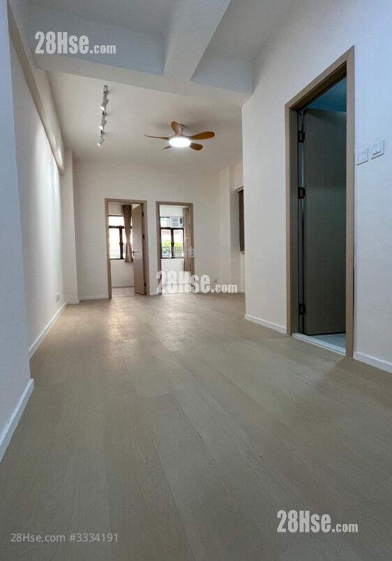 Cheong Yuen Building Rental 2 Bedrooms , 1 Bathroom 450 ft² ( 41.8 m² )