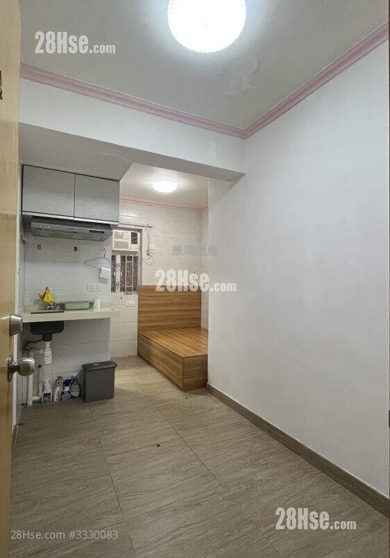 Man Yuen Building Rental Studio , 1 Bathroom 158 ft² ( 14.7 m² )