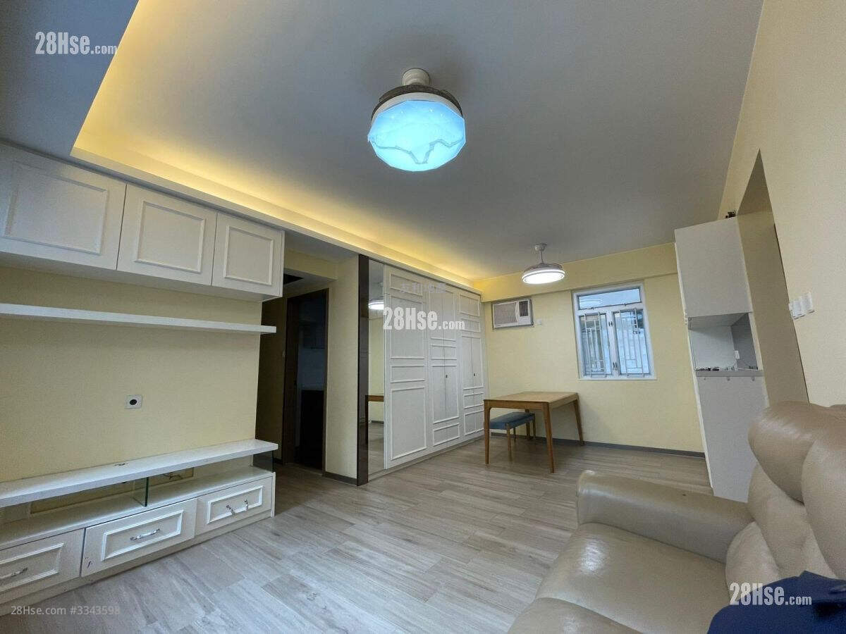 Yee On Court Sell 3 Bedrooms , 1 Bathroom 771 ft² ( 71.6 m² )