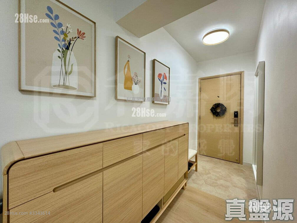 On Ning Garden Sell 3 Bedrooms , 1 Bathroom 583 ft² ( 54.2 m² )