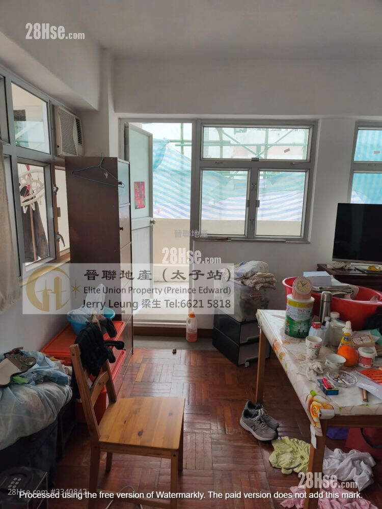 Lung Wa Building Sell 2 Bedrooms , 1 Bathroom 629 ft² ( 58.4 m² )