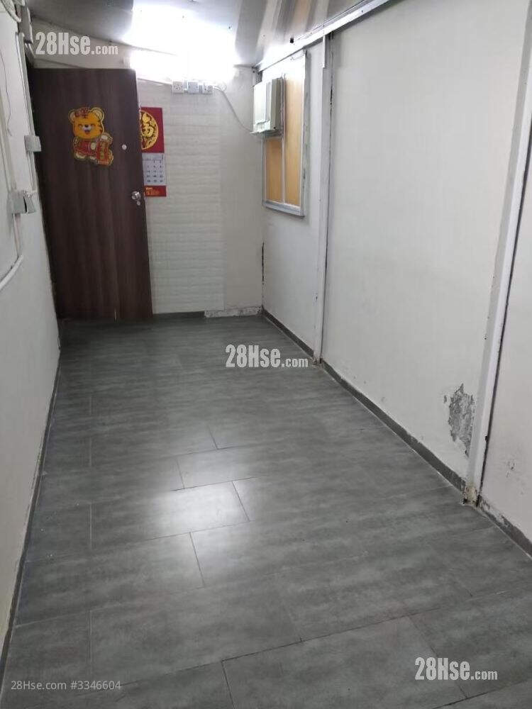 179 Fa Yuen Street Sell 5+ Bedrooms , 5+ Bathrooms 691 ft² ( 64.2 m² )