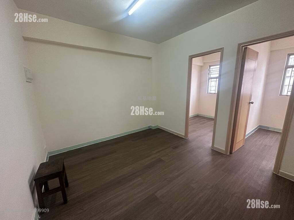 Luen Wai Apartment Rental 2 Bedrooms , 1 Bathroom 328 ft² ( 30.5 m² )