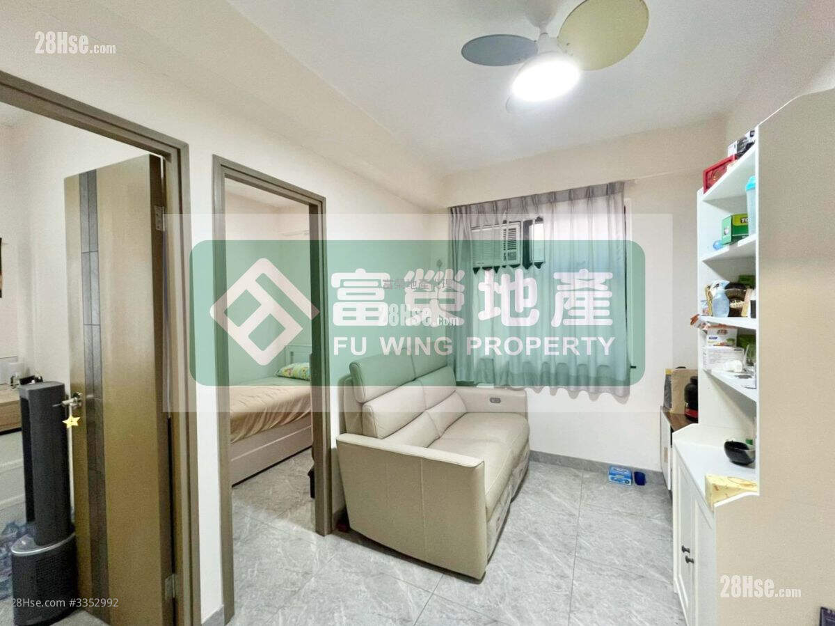 Hung Fai Building Rental 2 Bedrooms , 1 Bathroom 310 ft² ( 28.8 m² )