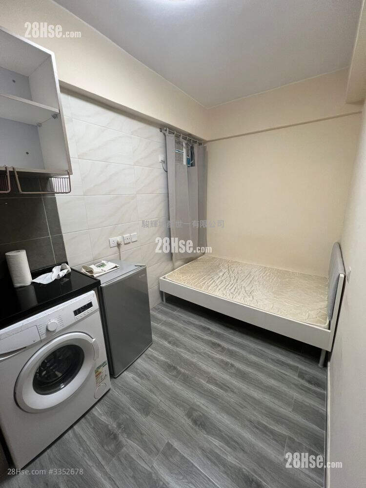 Chak Fung House Rental 2 Bedrooms , 1 Bathroom 437 ft² ( 40.6 m² )