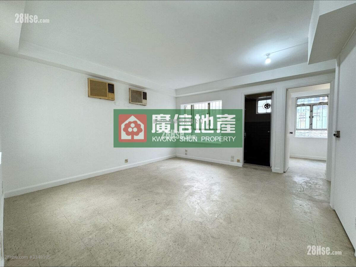 Kwong Shing Building Sell 2 Bedrooms , 1 Bathroom 375 ft² ( 34.8 m² )