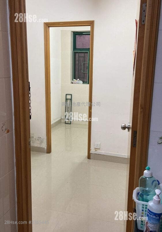Tai Hing Building Rental 1 Bedroom , 1 Bathroom 150 ft² ( 13.9 m² )