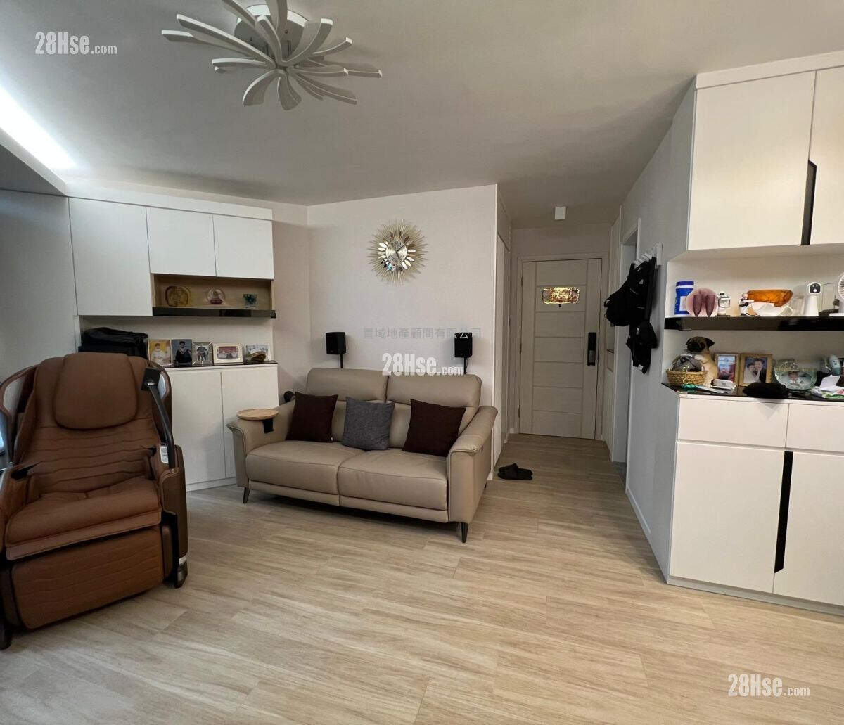 Kornhill Sell 2 Bedrooms , 1 Bathroom 605 ft² ( 56.2 m² )