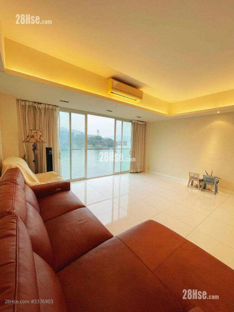 Castle Peak Villas Sell 4 Bedrooms , 3 Bathrooms 1,362 ft² ( 126.5 m² )