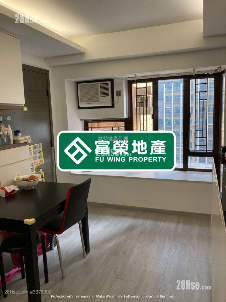 Royal Building Sell 2 Bedrooms 372 ft² ( 34.6 m² )