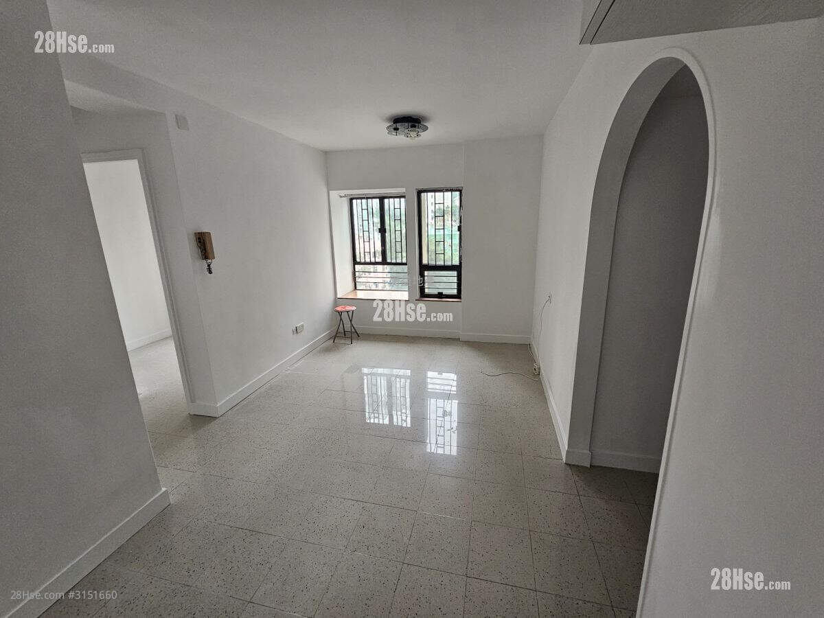 Perfect Mount Gardens Sell 2 Bedrooms , 1 Bathroom 450 ft² ( 41.8 m² )