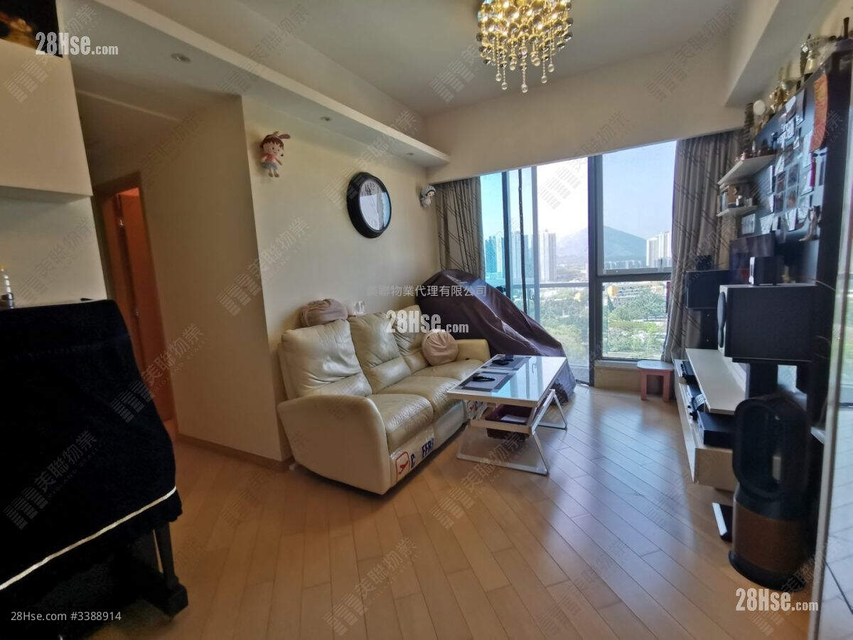 Mount One Sell 4 Bedrooms 710 ft² ( 66.0 m² )