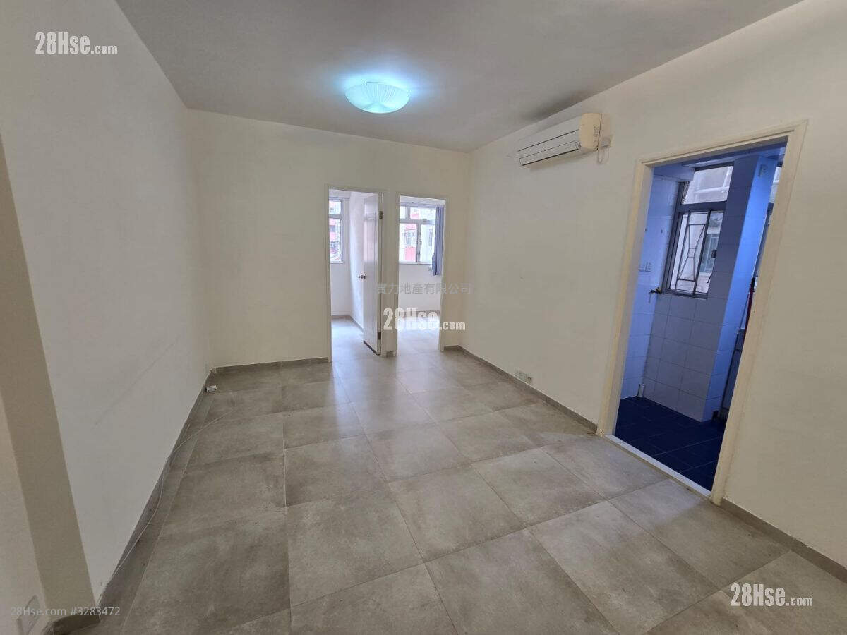 Luen Hong Apartments Rental 2 Bedrooms , 1 Bathroom 372 ft² ( 34.6 m² )