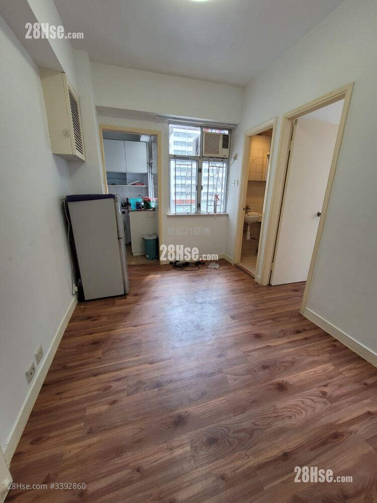 Ka Yee Building Rental 2 Bedrooms , 1 Bathroom 271 ft² ( 25.2 m² )