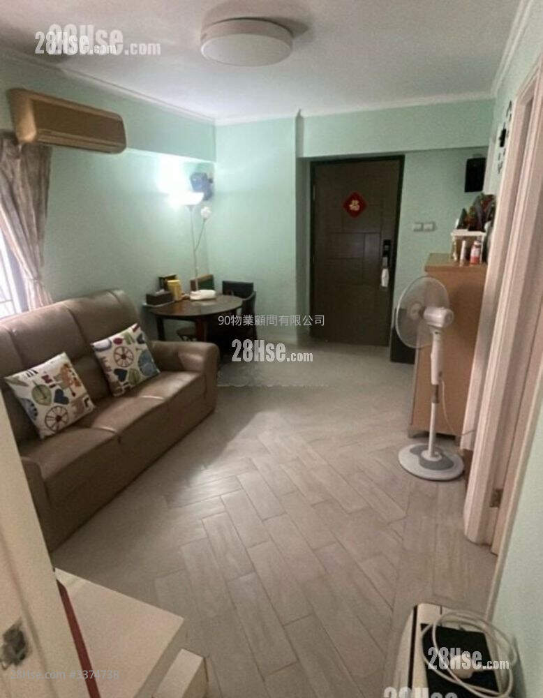 Kwok Ga Building Sell 407 ft² ( 37.8 m² )