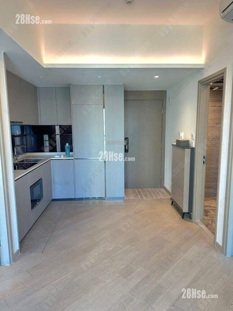 Regency Bay Sell 2 Bedrooms 420 ft² ( 39.0 m² )