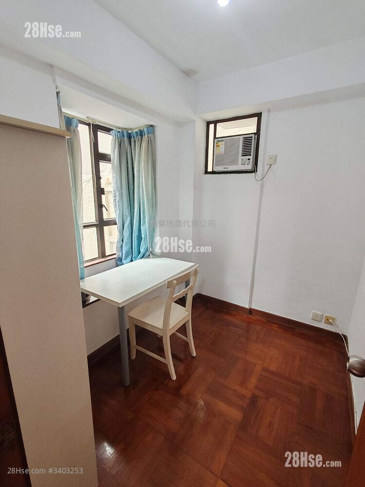 Kui Ga Court Rental 2 Bedrooms , 1 Bathroom 337 ft² ( 31.3 m² )